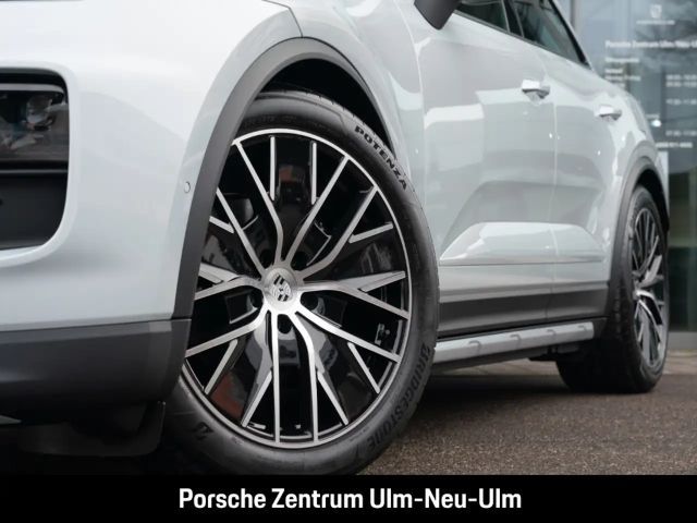 Porsche Macan Surround View BOSE Luftfederung 21-Zoll