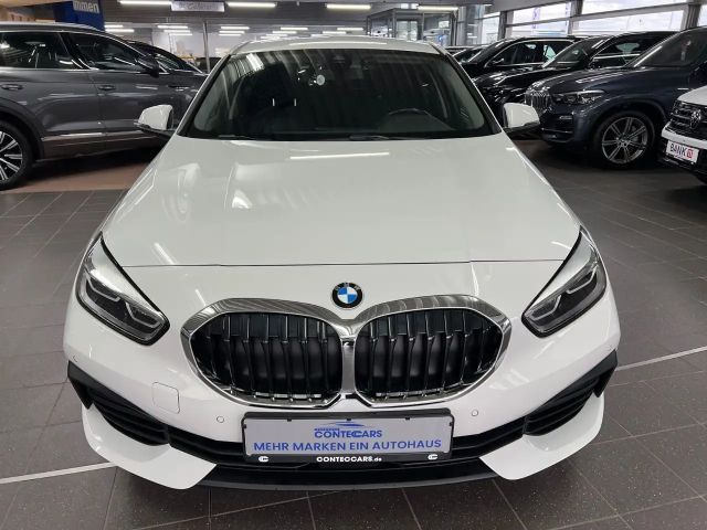 BMW 116 116d Advantage pakket Sedan