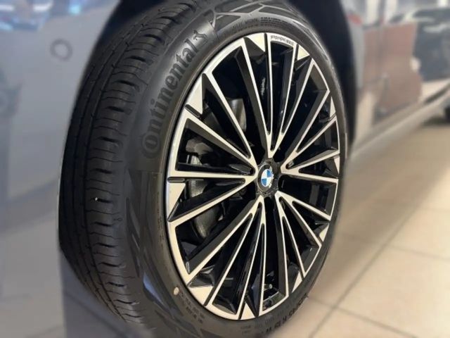 BMW 218 218i Active Tourer Sedan