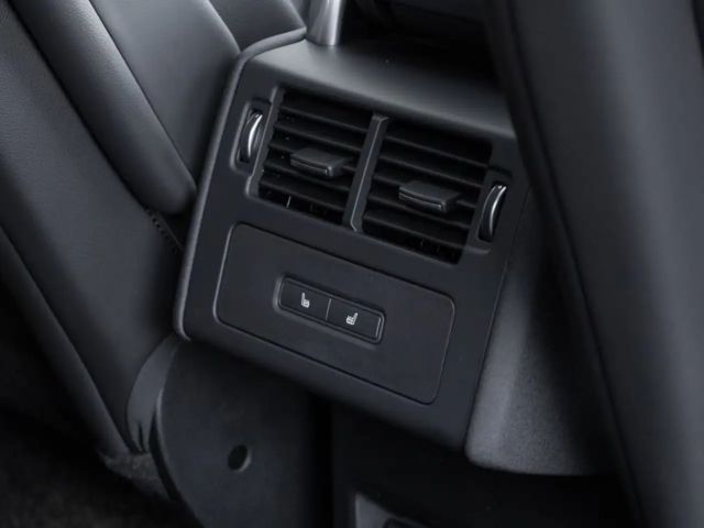 Land Rover Discovery Dynamic SE