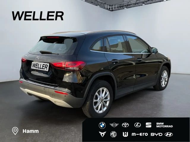 Mercedes-Benz GLA 200 Style