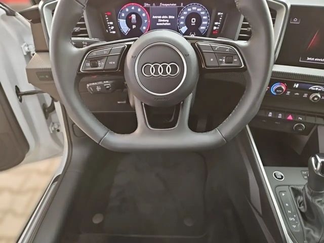 Audi A1 Allstreet S-Tronic