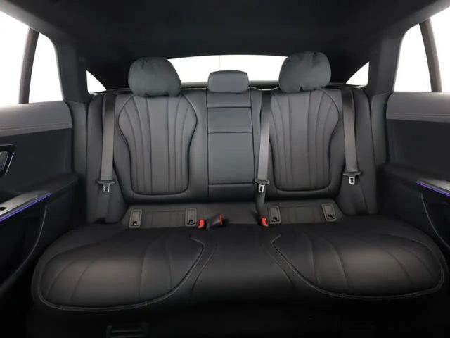 Mercedes-Benz EQE 300 Sedan