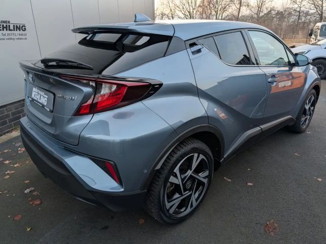 Toyota C-HR Hybride Team D