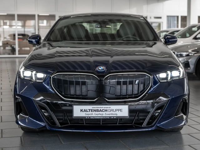 BMW i5 M-Sport Sedan eDrive40