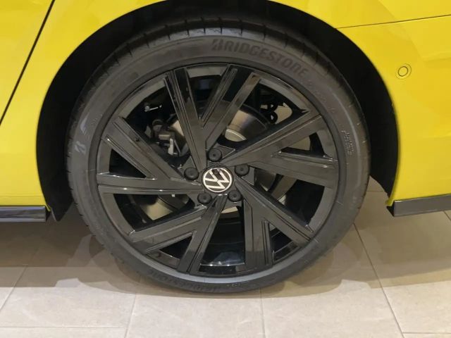Volkswagen Golf DSG R-Line Variant