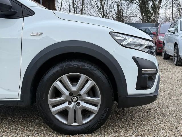 Dacia Sandero Essential Stepway TCe 90