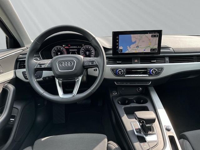 Audi A4 40 TFSI Avant S-Line S-Tronic