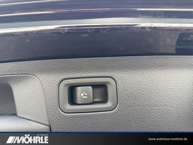 Mercedes-Benz A 180 AMG Line