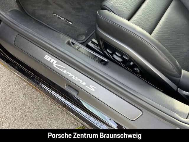 Porsche 992 Cabrio Carrera S