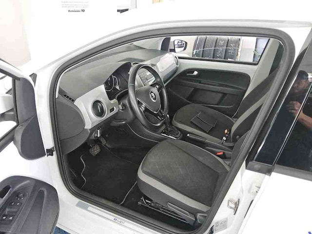 Volkswagen e-up! Plus Style