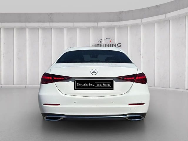 Mercedes-Benz C 180 AVANTGARDE Sedan