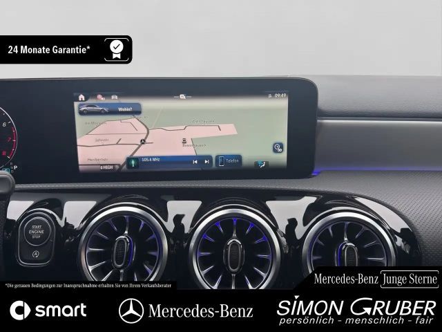 Mercedes-Benz A 200 AMG Line