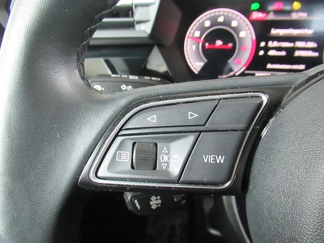 Audi A3 30 TFSI Sedan