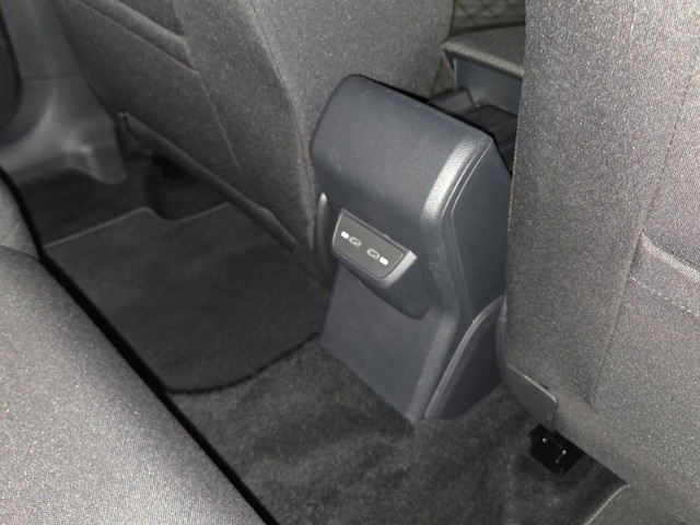 Volkswagen Taigo 1.0 TSI R-Line