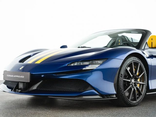 Ferrari SF90 Spider