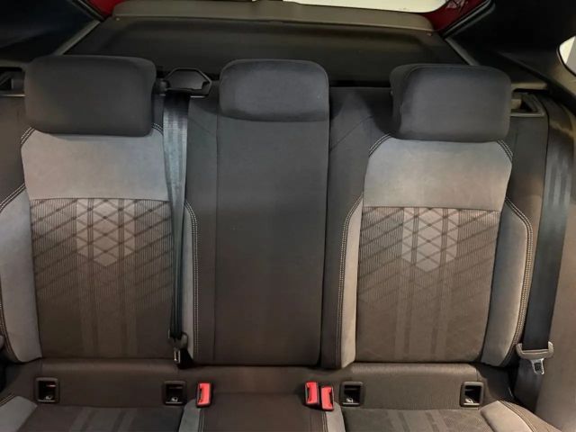 Volkswagen Taigo 1.5 TSI R-Line