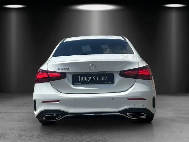 Mercedes-Benz A 200 AMG Line