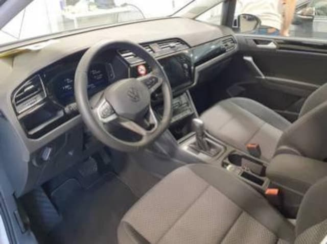 Volkswagen Touran 1.5 TSI DSG R-Line