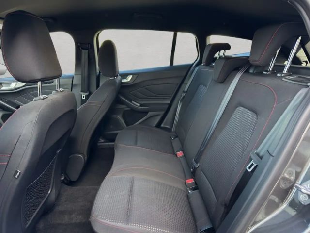 Ford Focus EcoBoost ST Line Wagon