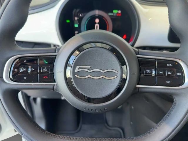 Fiat 500 *Klimaautomatik* *3-Phasen-Charger* *CarPlay* *Ver