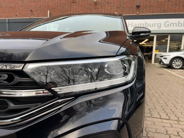 Volkswagen T-Roc 1.5 TSI DSG R-Line