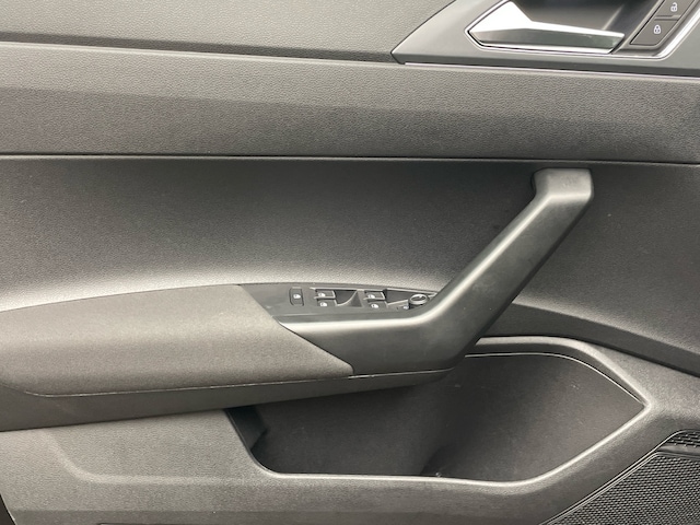 Volkswagen Taigo 1.5 TSI DSG R-Line