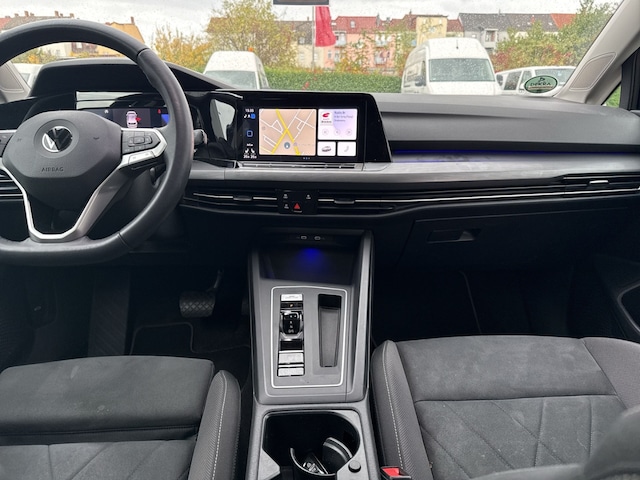 Volkswagen Golf Style