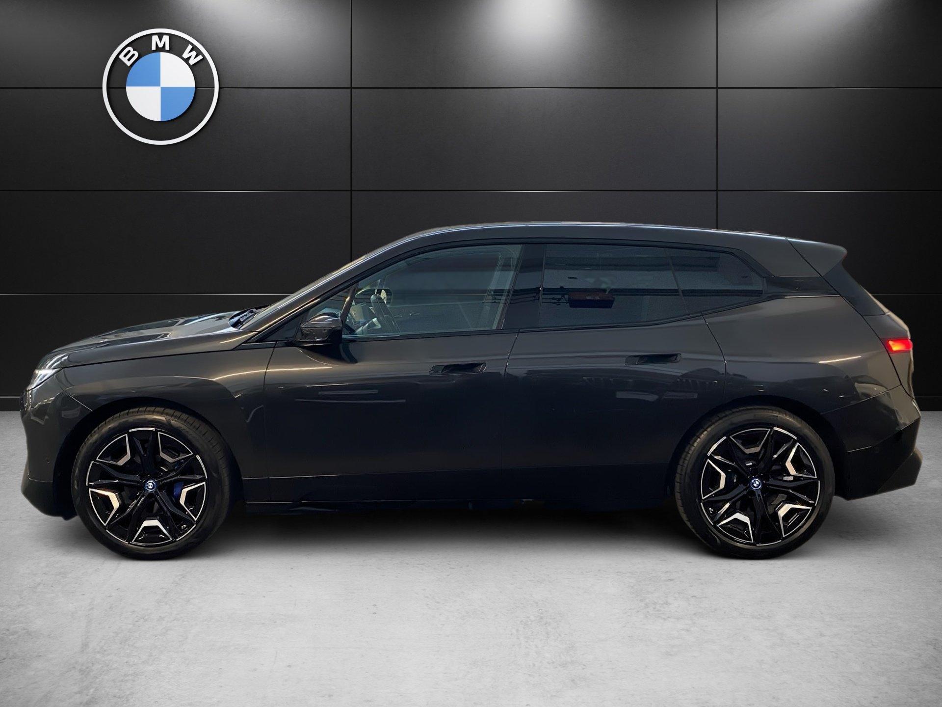 BMW iX xDrive40