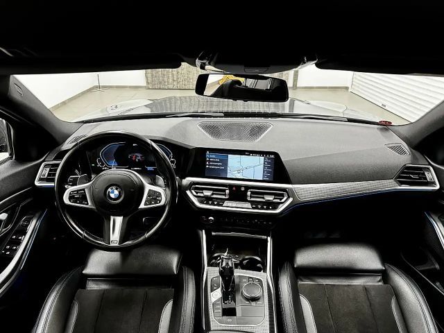 BMW 330 330e Touring