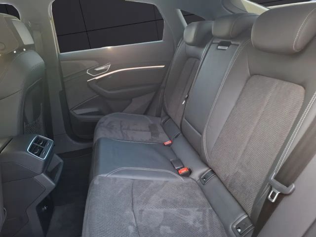Audi e-tron 50 S-Line Sportback