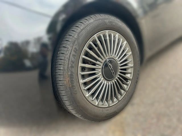 Fiat 500e 42 kWh Icon