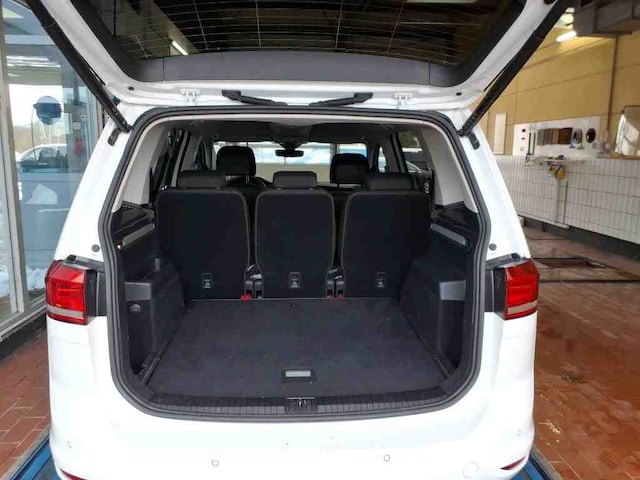 Volkswagen Touran 1.5 TSI Highline