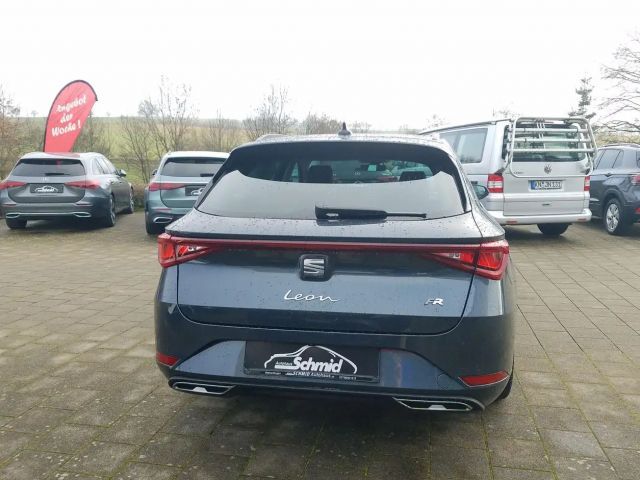Seat Leon 1.5 eTSI FR-lijn Sportstourer