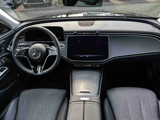 Mercedes-Benz E 450 4MATIC AVANTGARDE Sedan