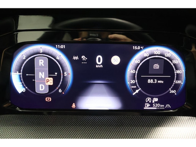 Volkswagen Golf 2.0 TDI DSG Golf VIII R-Line