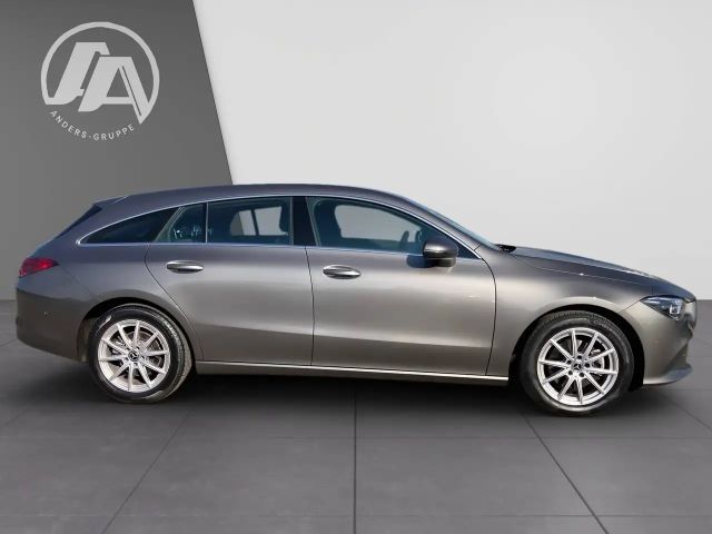 Mercedes-Benz CLA 200 CLA 200 d Shooting Brake