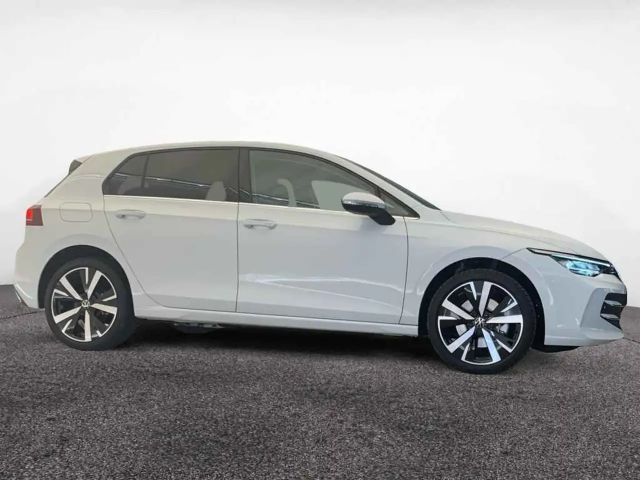 Volkswagen Golf Style eHybrid