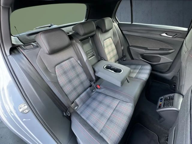 Volkswagen Golf DSG GTI