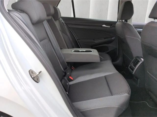 Volkswagen Golf 1.0 TSI Golf VIII