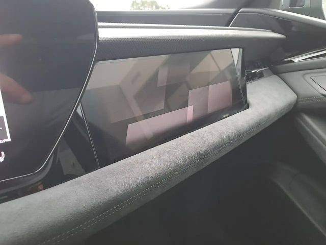 Audi A6 e-tron Avant Quattro