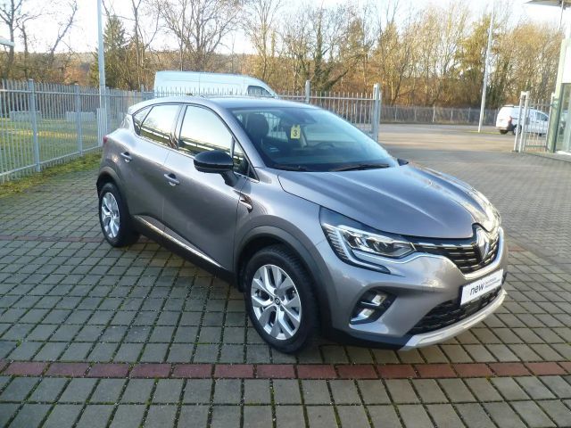 Renault Captur EDC Intens TCe 140