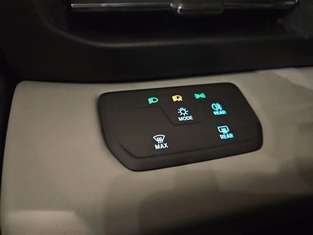 Ford Explorer Extended range