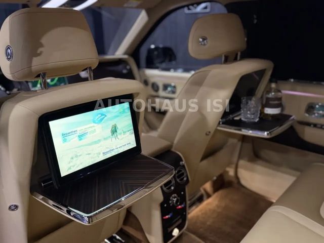 Rolls-Royce Cullinan NOVITEC WIDEBODY,VIP,24",STARLIGHT