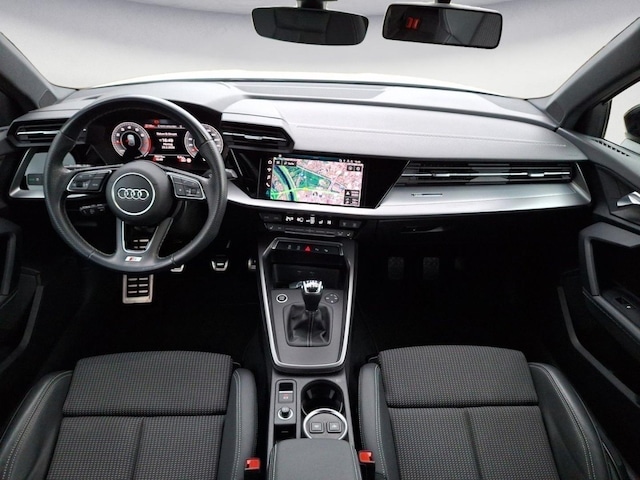 Audi A3 35 TFSI S-Line Sportback