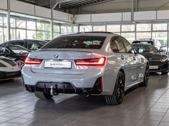 BMW 320 320d M-Sport Sedan xDrive