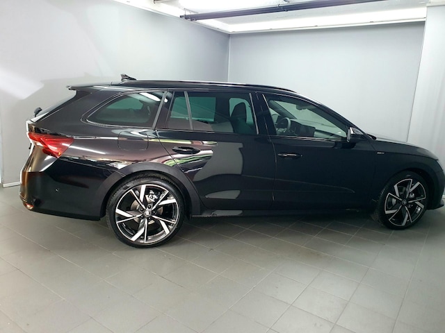 Skoda Octavia 2.0 TDI Combi Sportline