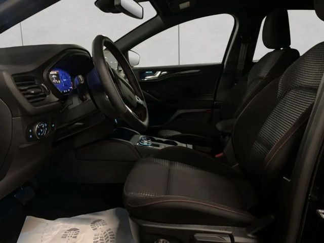 Ford Focus ST Line Wagon