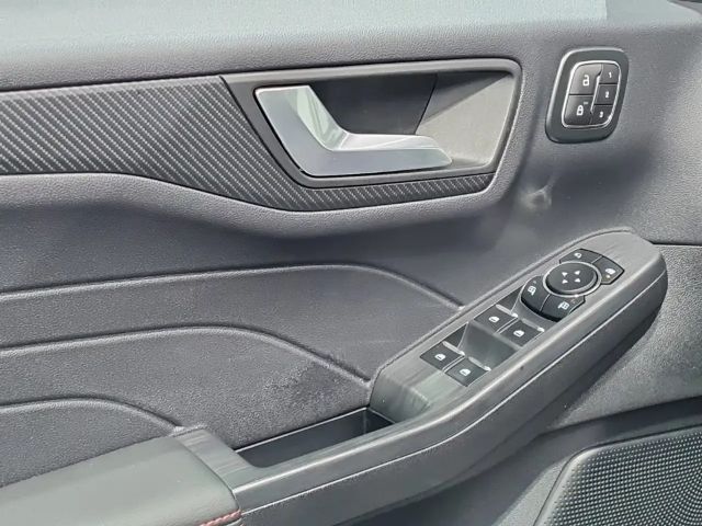 Ford Kuga Plug in Hybrid ST Line X