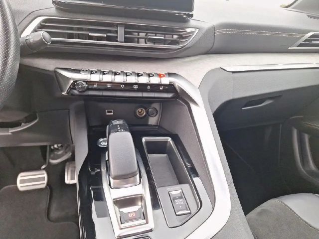 Peugeot 3008 EAT8 GT-Line Hybrid4